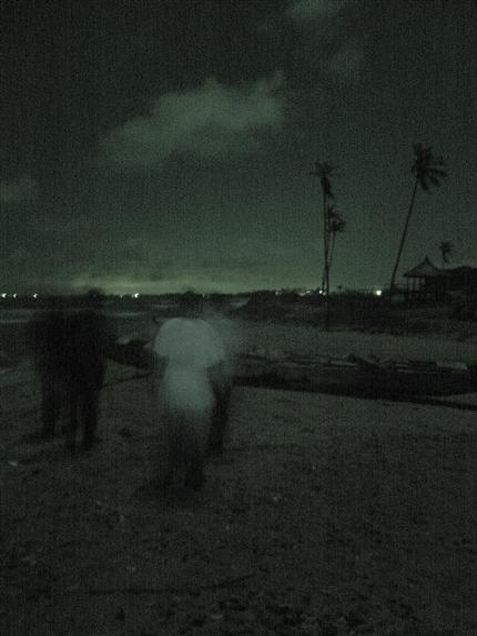 En nat på en strand i Ghana