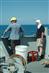 Det Indiske Ocean, November 2006, To forskere arbejder på agterdækket.